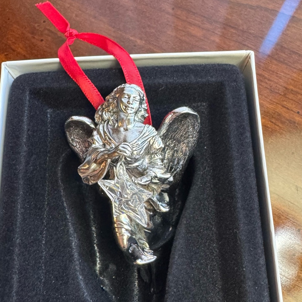 Hallmark Silver Angel Ornament: Angelic Flight